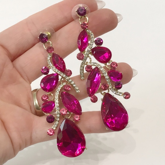Oversized Statement Crystal Multi Teardrop Cluster Chandelier Dangle Earrings - Picture 6 of 13